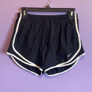 Nike womens running short